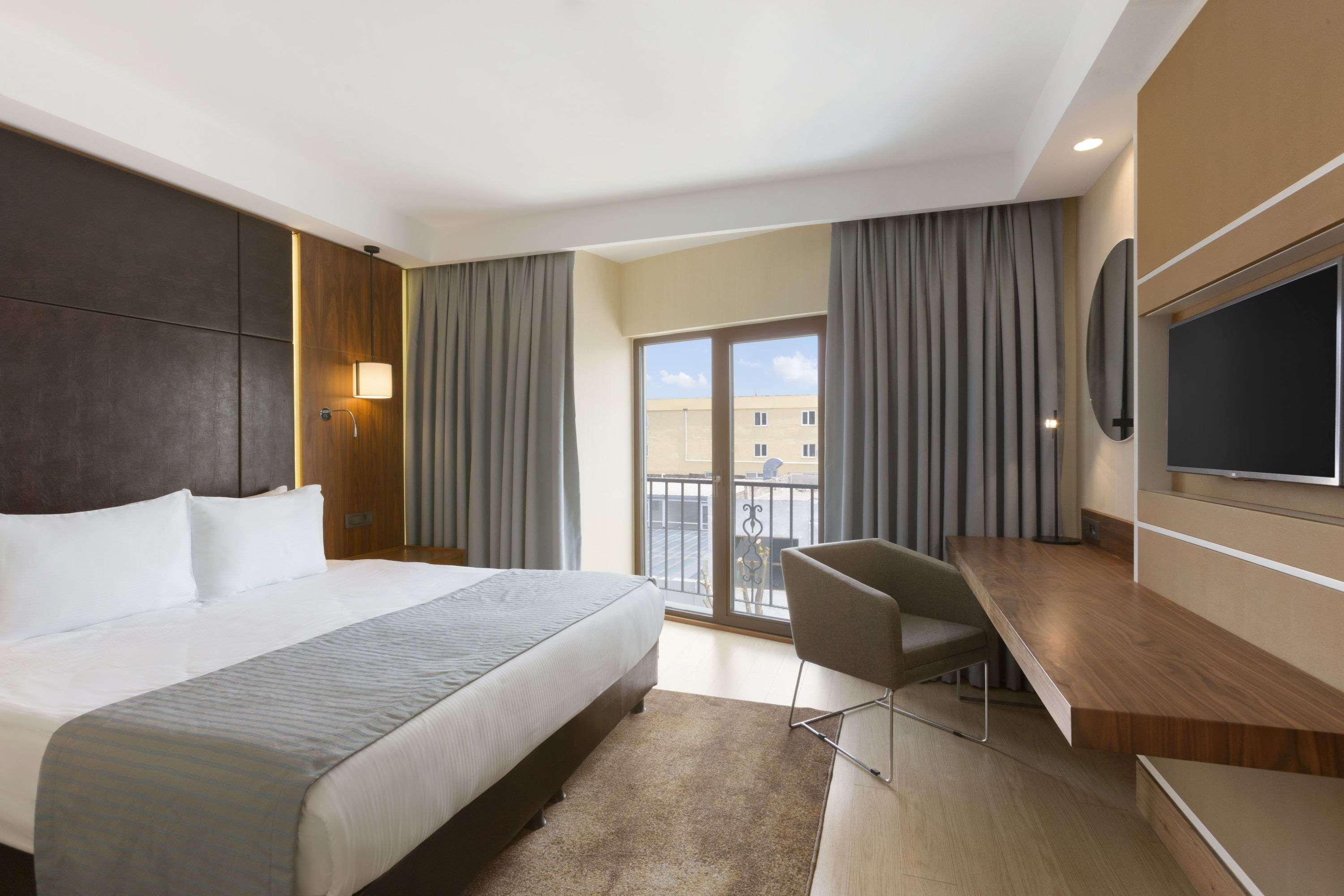 Ramada By Wyndham Istanbul Florya Hotel Kültér fotó