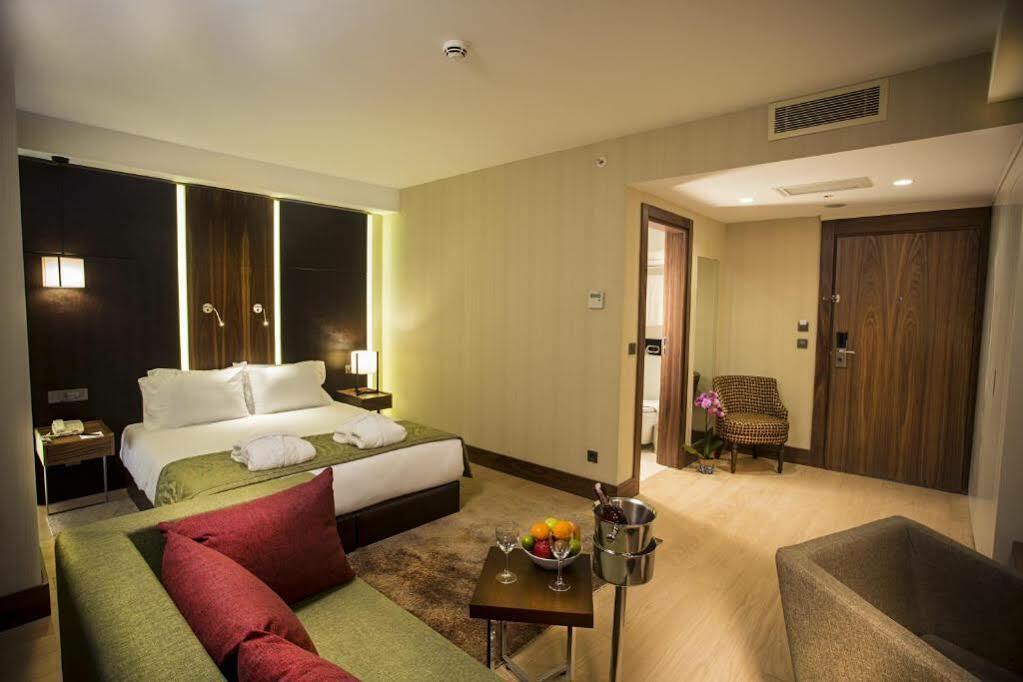 Ramada By Wyndham Istanbul Florya Hotel Kültér fotó
